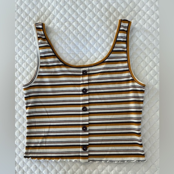 Bundle of Women's Crop Sleeveless Ribbed Tops x 6 - Picture 9 of 16